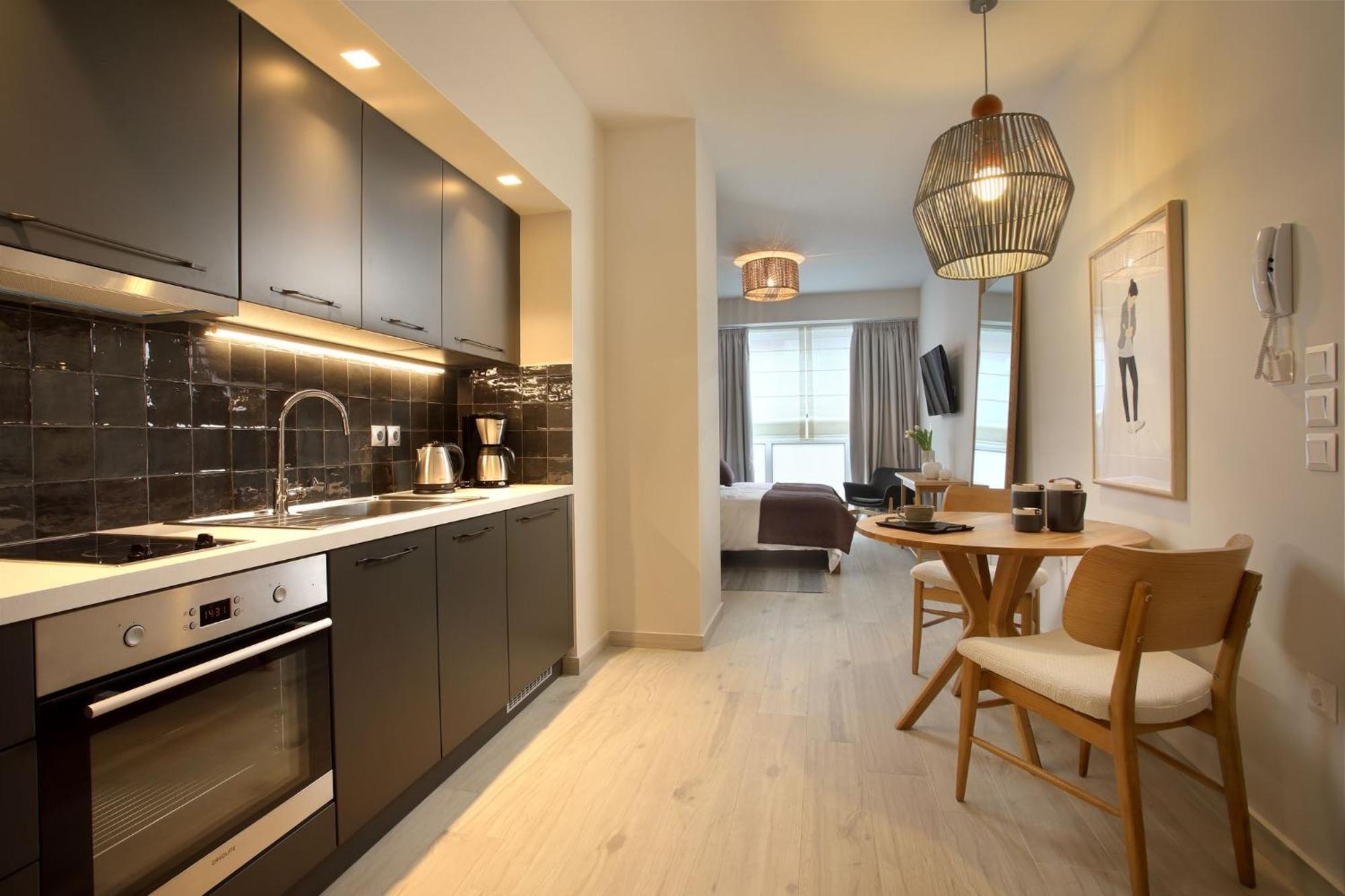 Happiness Luxury Central Apartment アテネ エクステリア 写真